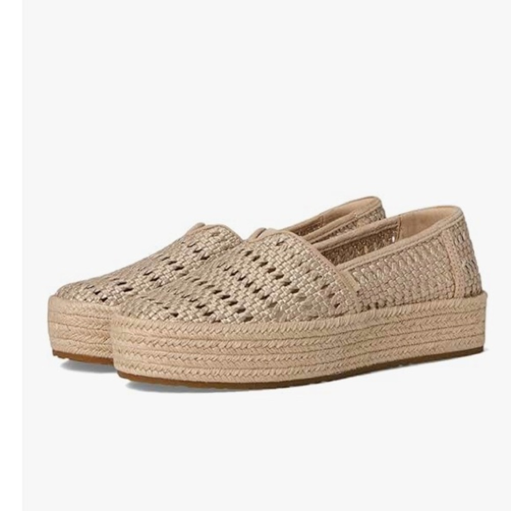 TOMS Natural Woven Espadrille Flats - like new, in box